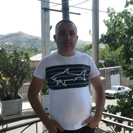 Harut, 49Տոլյատի, Ռուսաստան