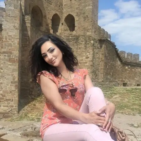 liana, 40Մոսկվա, Ռուսաստան 