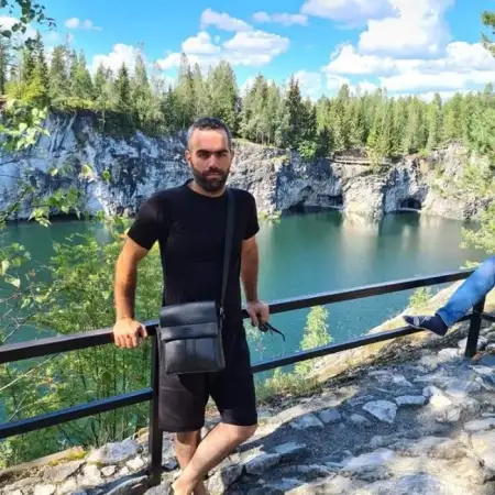 Արման, 40Սանկտ Պետերբուրգ, Ռուսաստան 