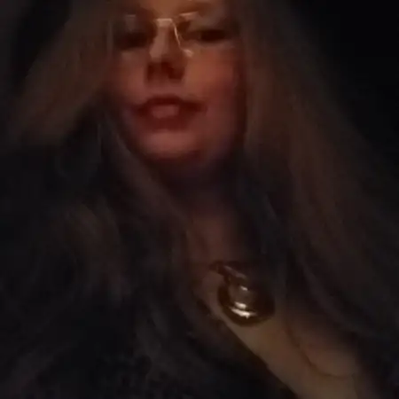 VIKTORIYa, 35Վելիկիե Լուկի, Ռուսաստան 
