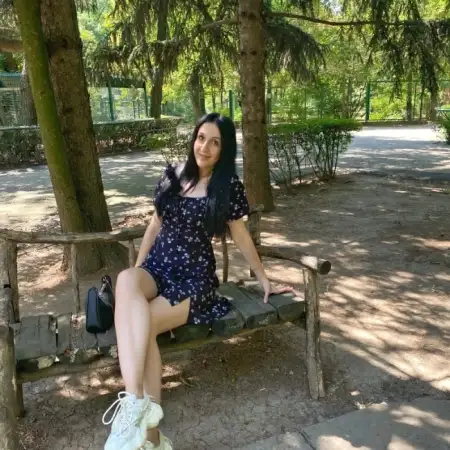 Արմինէ, 32Ուկրաինա 