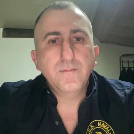 Alik, 38Երևան, Հայաստան 