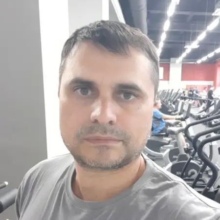 Աշոտ, 51Սանկտ Պետերբուրգ, Ռուսաստան 