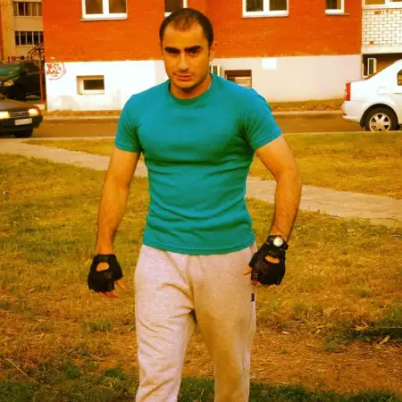 Արտյուն, 32Պուշկինո, Ռուսաստան