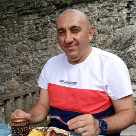 Արմեն, 52Դուբլին, Իռլանդիա