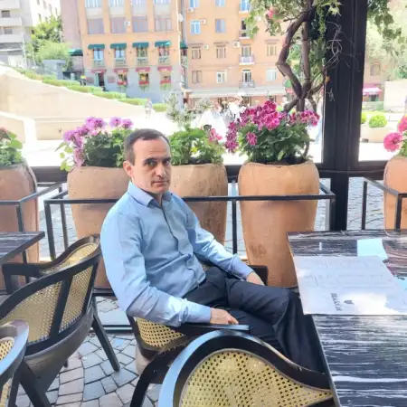 Կարեն, 44Երևան, Հայաստան