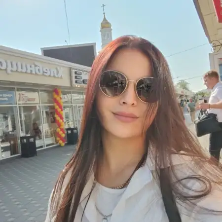 Alena, 19Բաբուշկին, Ռուսաստան