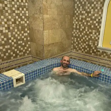 Robert, 43Երևան, Հայաստան 