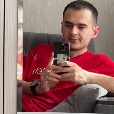 Արսեն, 34Մոսկվա, Ռուսաստան