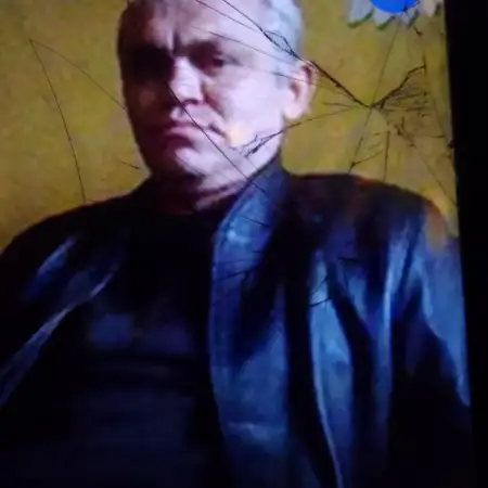 adam, 46Երևան, Հայաստան 