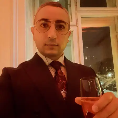 Arut, 38Վիեննա, Ավստրիա 
