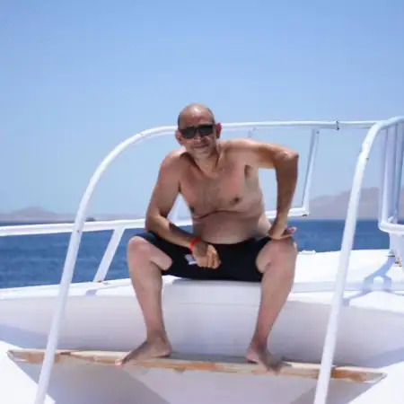 Էմիլ, 48Երևան, Հայաստան 