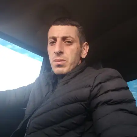Աշոտ