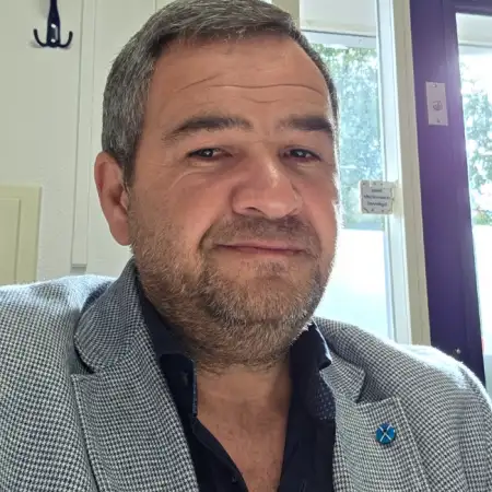 Youra, 48 Նիդերլանդեր