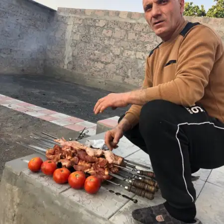 Արամ, 55Հայաստան 