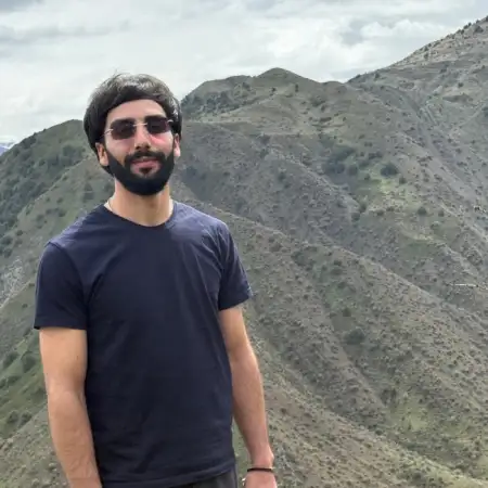 Hen, 27Երևան, Հայաստան 