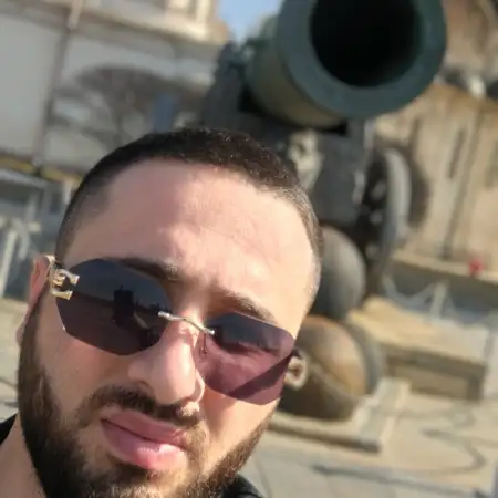 Լեւոն, 32Մոսկվա, Ռուսաստան