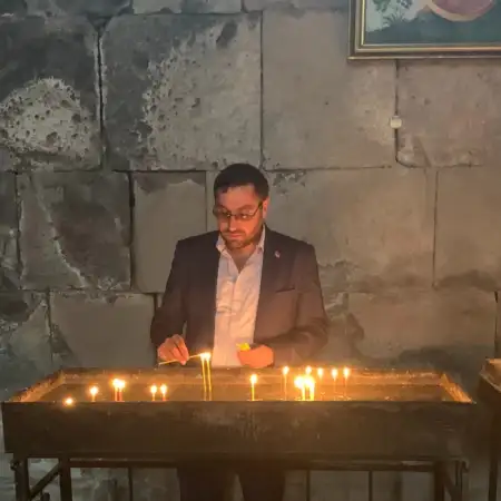Աշոտ, 33Երևան, Հայաստան