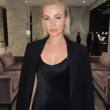 Լուսանկար Յանա 3 