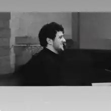 Լուսանկար Avetiq 3 