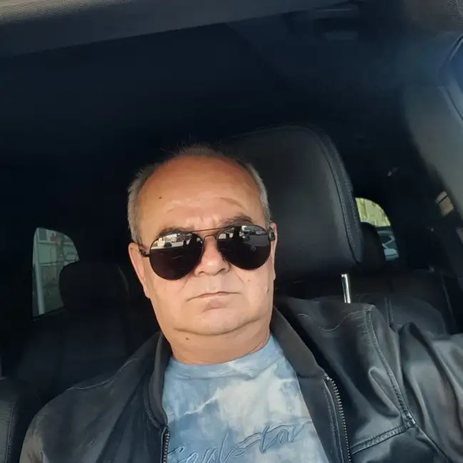 Radzik, 61, Սարատով, Ռուսաստան - Իմ Սեր