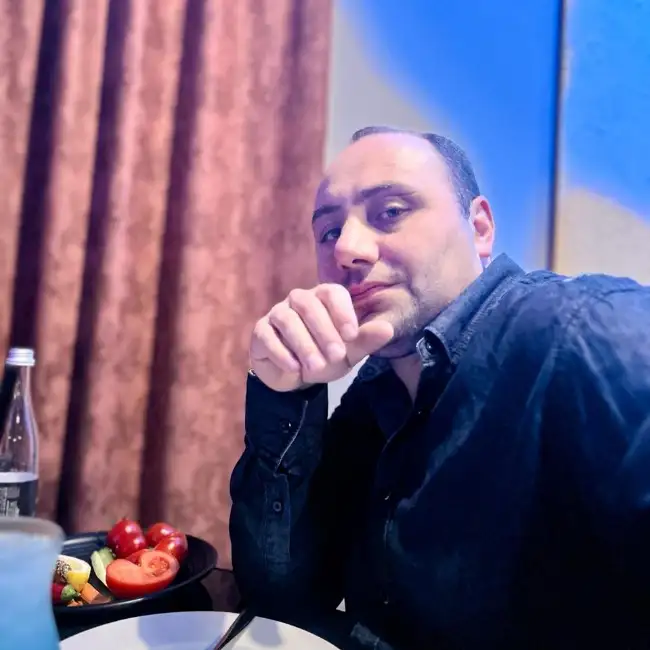 ARTUR, 38, Հայաստան - Իմ Սեր