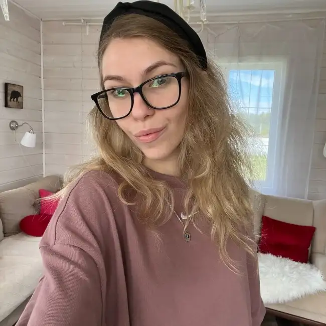 Sofa, 28